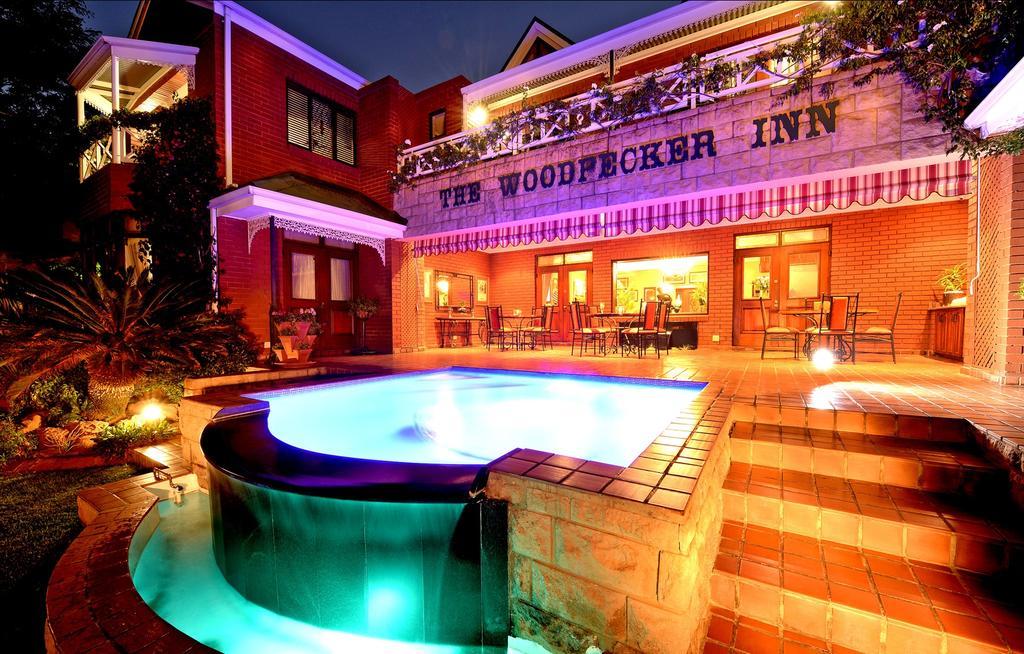 The Woodpecker Inn Pretoria-Noord Eksteriør billede